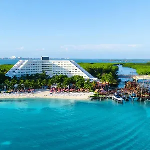 Resort Grand Oasis Palm