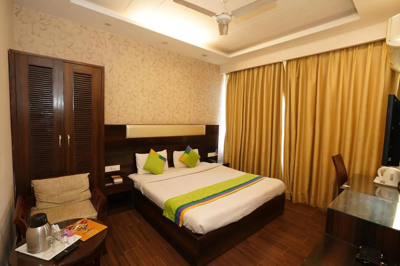 Hotel Dreamland Chandigarh 3*,